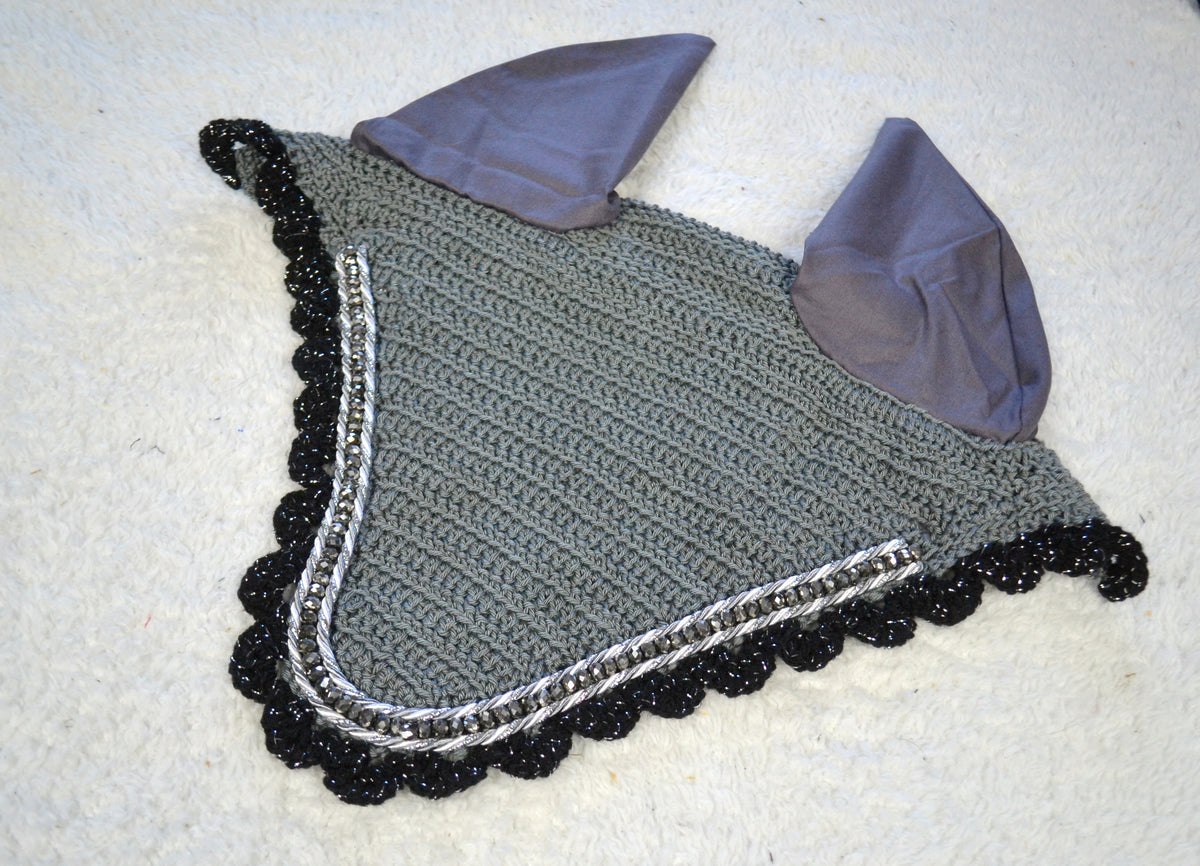 Bonnet perles cheval sapristouch artisanat