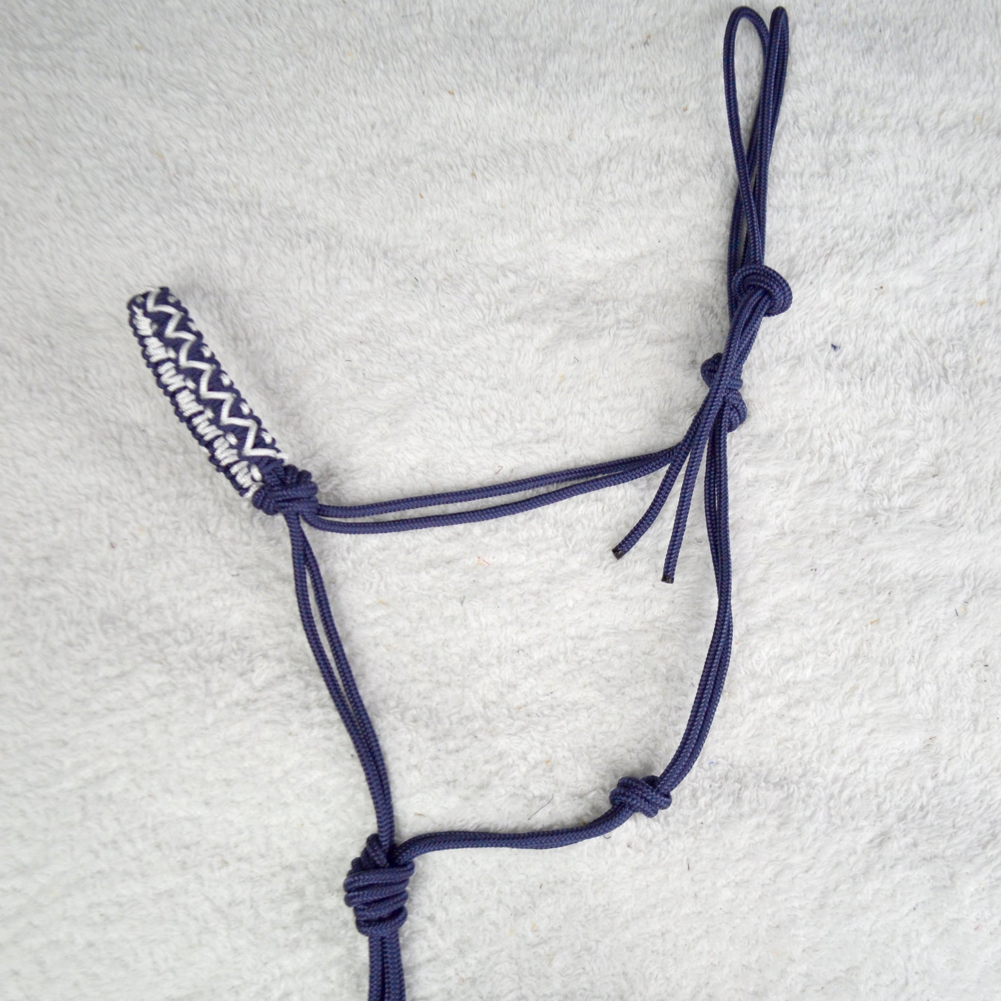 licol éthologique cheval Lazuli tressé sapristouch bleu marine 001
