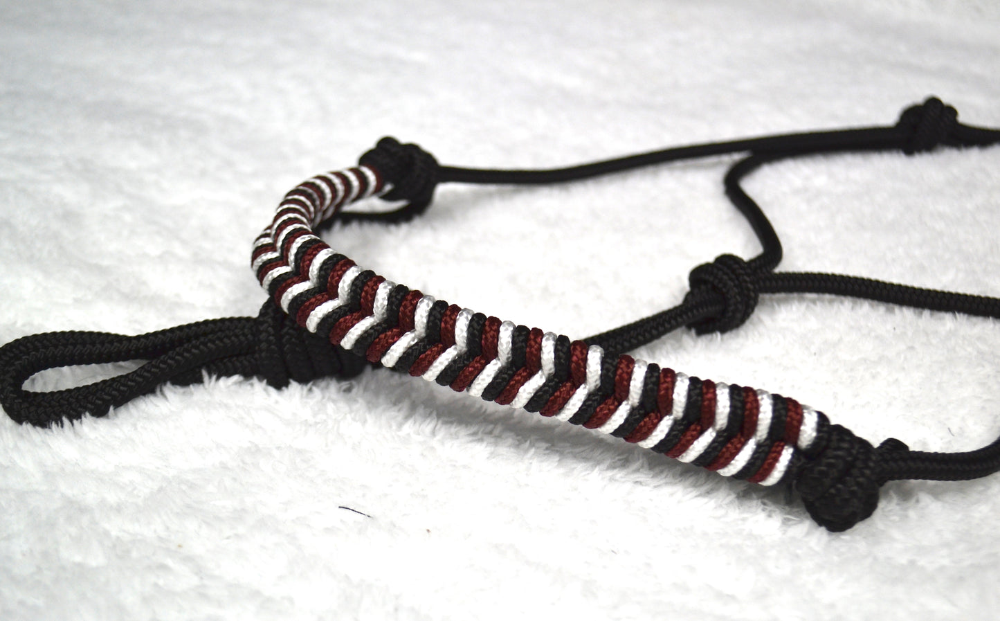 licol éthologique cheval obsidienne sapristouch noir bordeaux