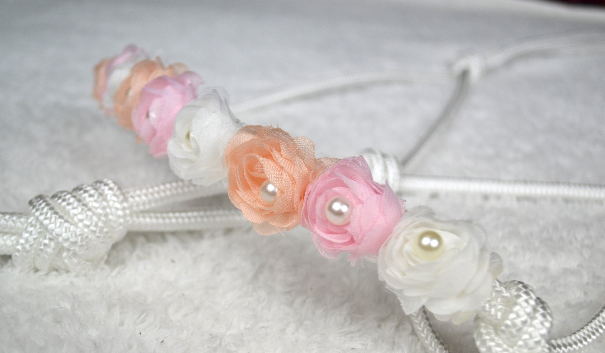 licol éthologique cheval fleurs sapristouch blanc rose