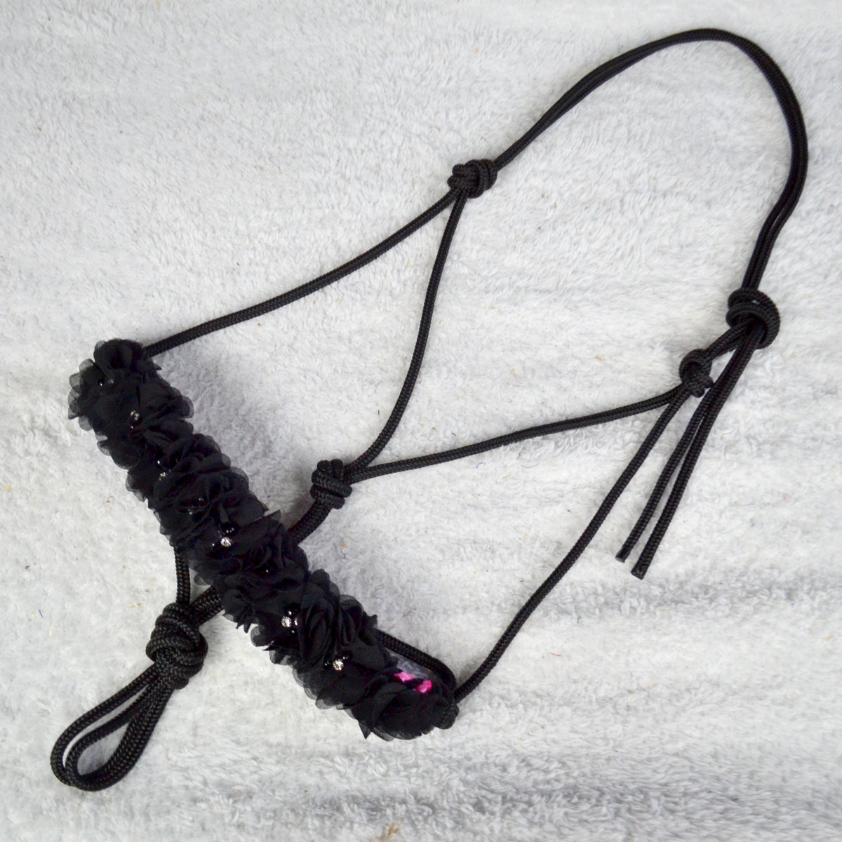 licol éthologique cheval fleurs sapristouch noir rose 