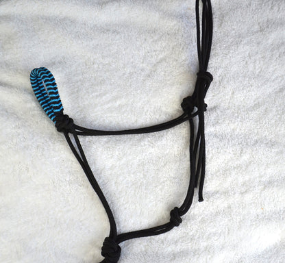licol éthologique cheval obsidienne tressé sapristouch noir bleu océan